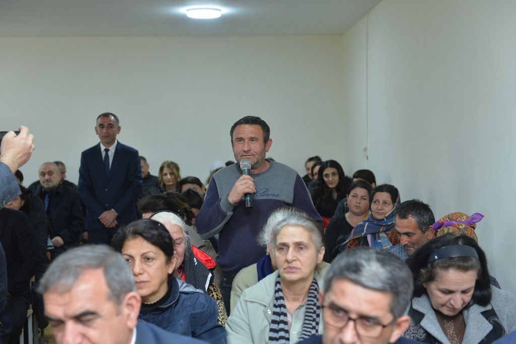 Taleh Qaraşov sakinlərin müraciətlərini dinlədi - FOTOLAR