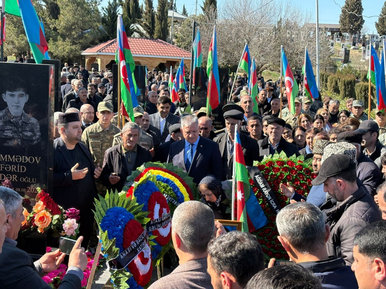 Qurban Göyüşovun qalıqları Ağdamda dəfn edildi - YENİLƏNİB (FOTOLAR)
