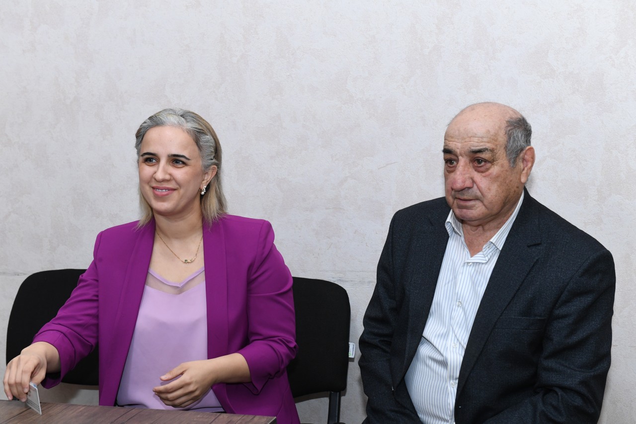 Rövşən Rzayev növbəti vətəndaş qəbulu keçirdi - FOTOLAR