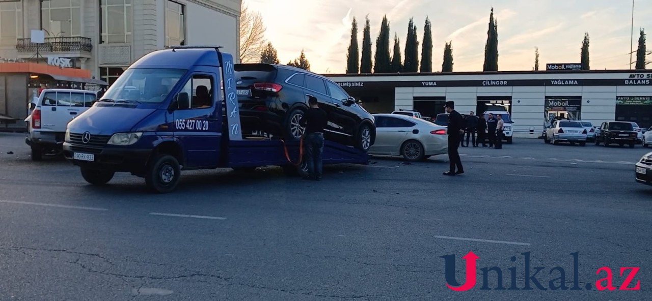 Gəncədə yol qəzası oldu - FOTOLAR