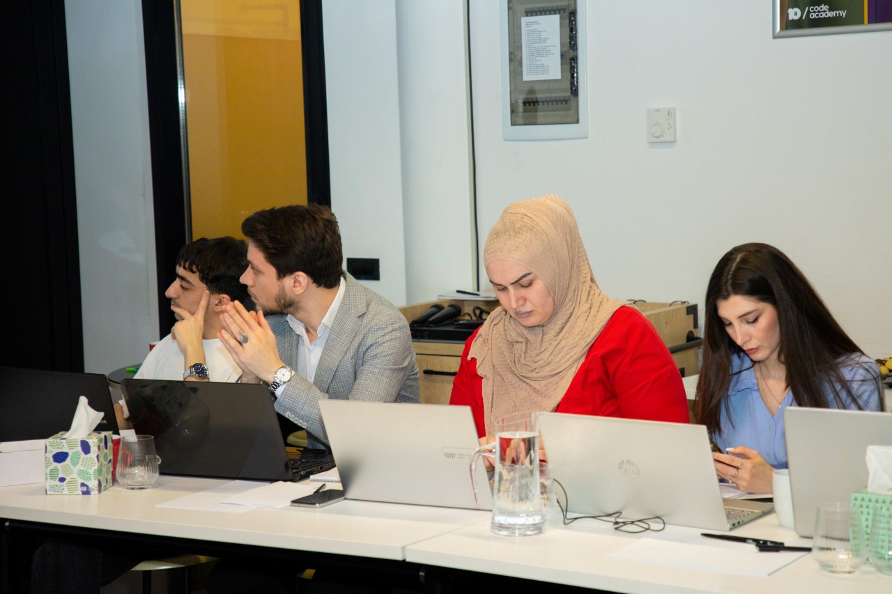 “Azərsun Holdinq” jurnalistlər üçün təlim keçirdi - FOTOLAR