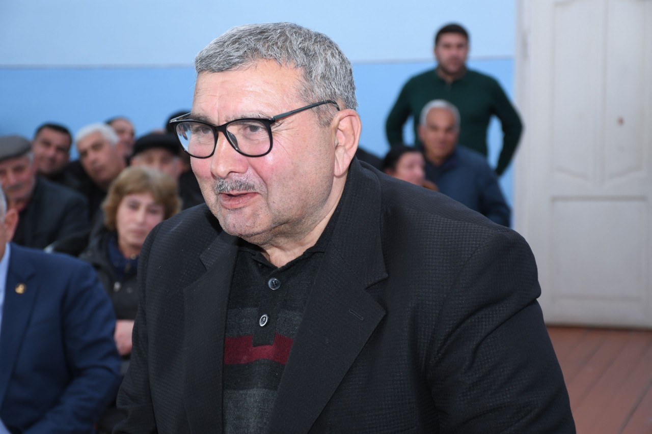 Vaqif Həsənov Birinci Dördyol qəsəbəsində səyyar qəbul-görüş keçirib - FOTOLAR