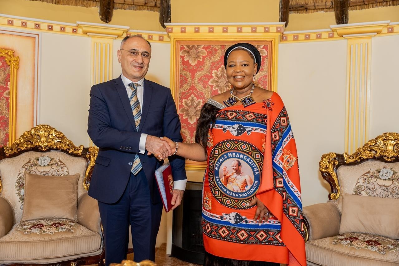 Azərbaycanlı səfiri Afrikada belə qarşıladılar - FOTOLAR