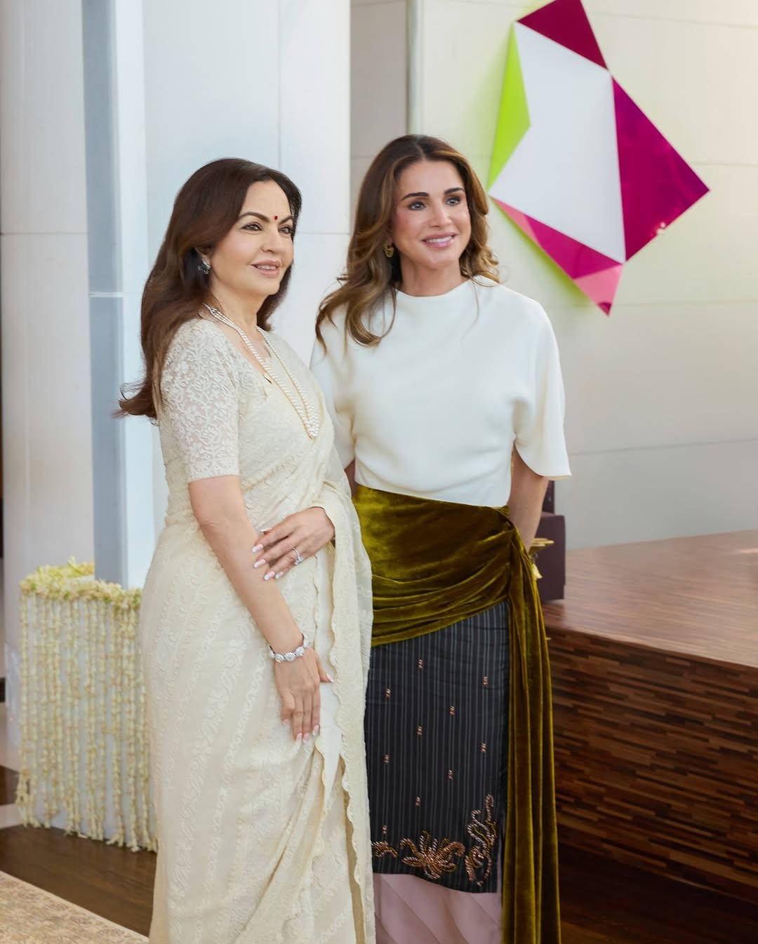 Kraliça Hindistanda Ambanilərin qonağı oldu - VİDEO (FOTOLAR)