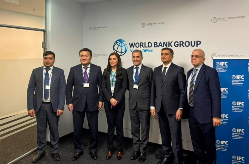 ADY sədrinin müavini Vyanada tədbirdə iştirak edib - FOTOLAR