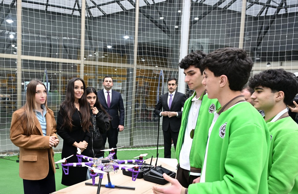 Leyla və Alena Əliyevalar Qubadakı internat məktəbi və STEAM mərkəzində - FOTOLAR