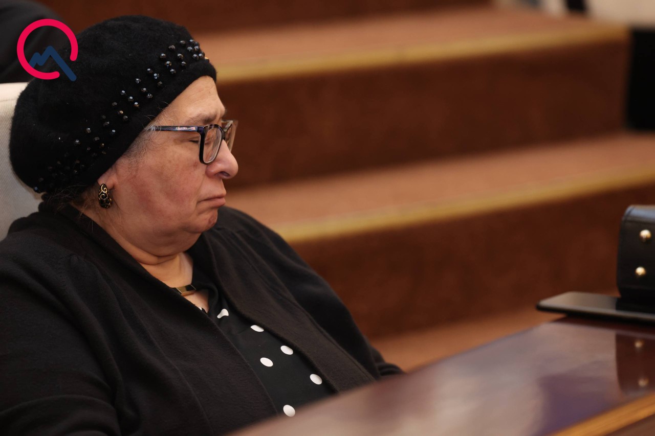 AMEA-nın iclasında yatdılar - FOTOLAR