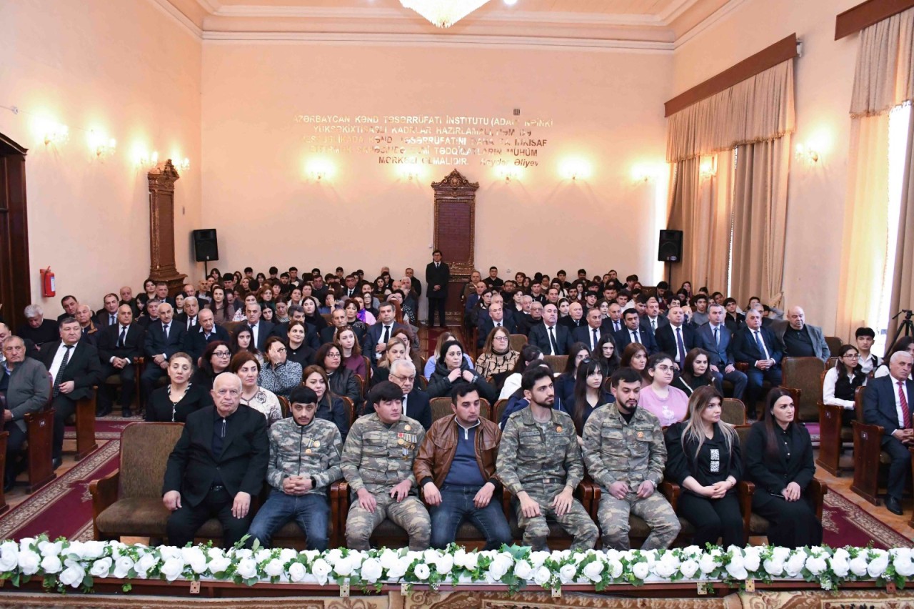 ADAU-da Xocalı soyqırımının 34-cü ildönümü qeyd olunub - FOTOLAR