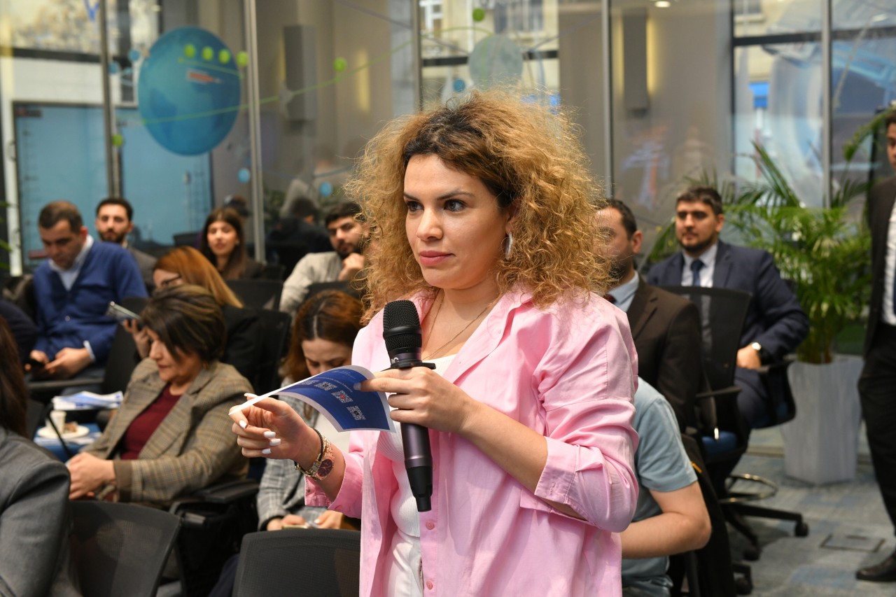 İKTA və MEDİA birgə jurnalistlər üçün təlim keçirdi - FOTOLAR