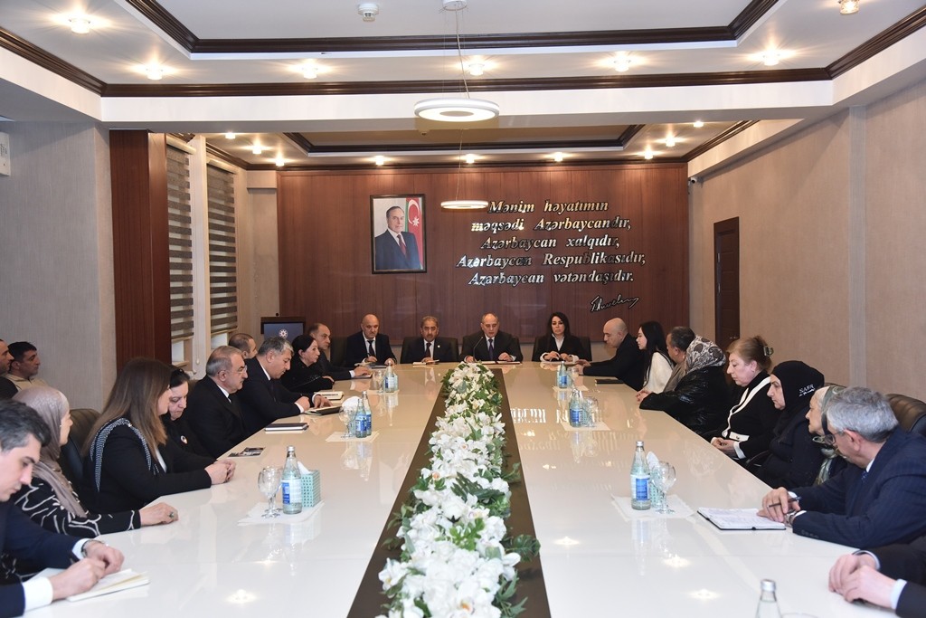 Nəsimi rayonunda Xocalı sakinləri ilə görüş keçirildi - FOTOLAR