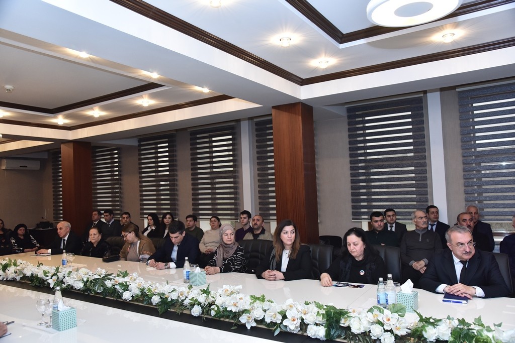 Nəsimi rayonunda Xocalı sakinləri ilə görüş keçirildi - FOTOLAR