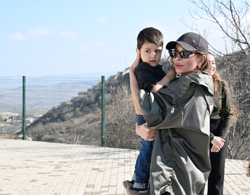 Prezident Xocalıya getdi - YENİLƏNİB (FOTOLAR)