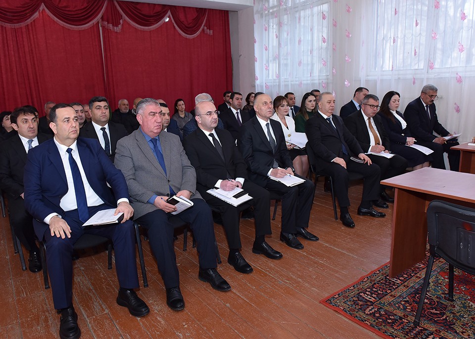 Zakir Fərəcov sakinlərlə görüşdü - FOTOLAR