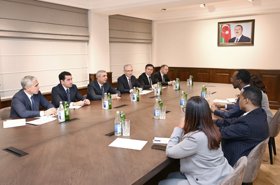 Samir Nuriyev COP32-nin Prezidenti ilə görüşdü - FOTOLAR