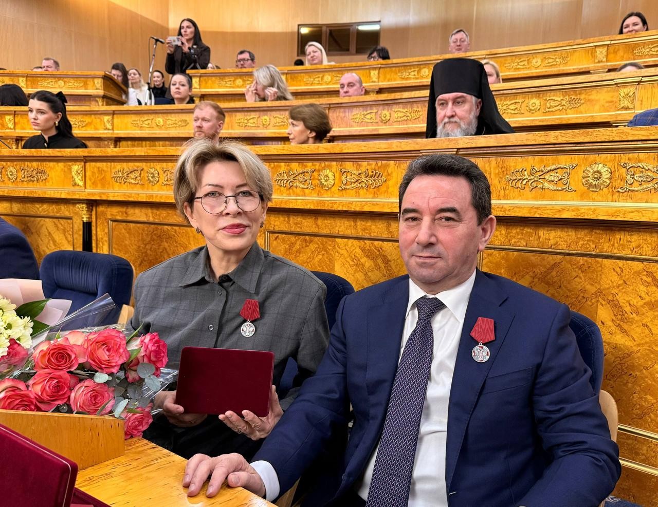 Rusiya Prezidenti Səyyad Əliyevi təltif etdi - FOTO