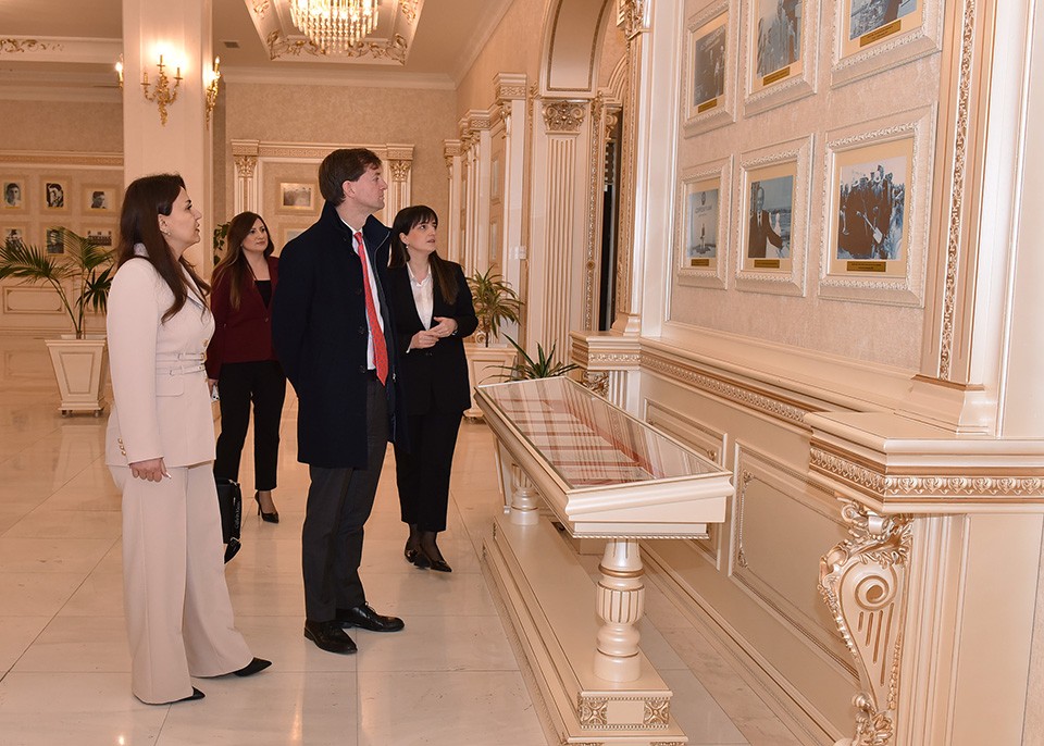 Zakir Fərəcov Belçika Krallığının ölkəmizdəki səfiri ilə görüşdü - FOTOLAR