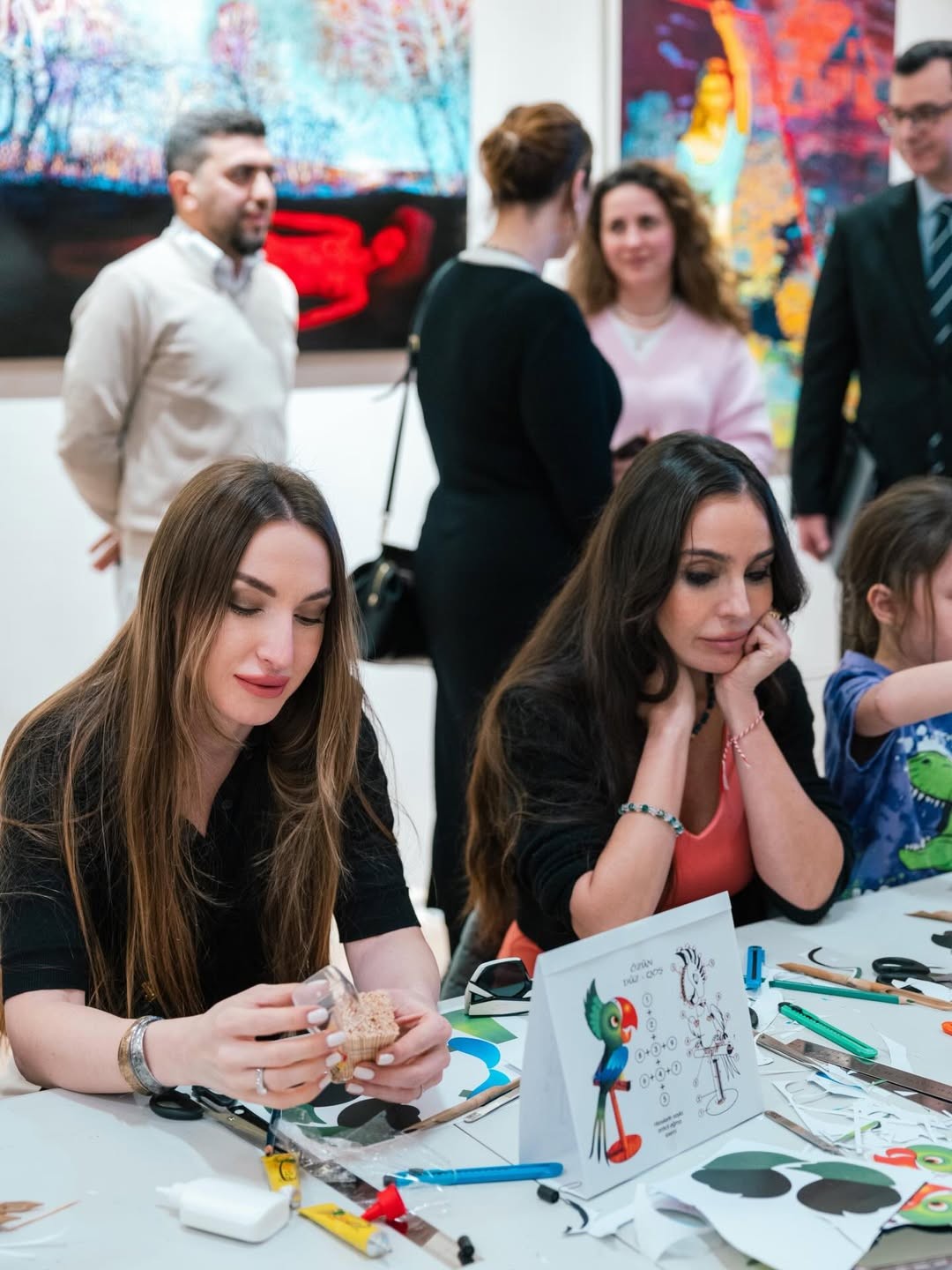 Prezidentin qızı və gəlini "Nine Senses"də uşaqlarla bir arada - VİDEO+FOTOLAR