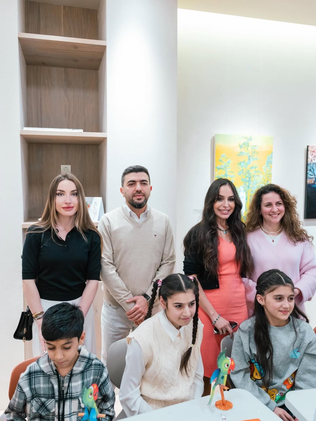 Prezidentin qızı və gəlini "Nine Senses"də uşaqlarla bir arada - VİDEO+FOTOLAR