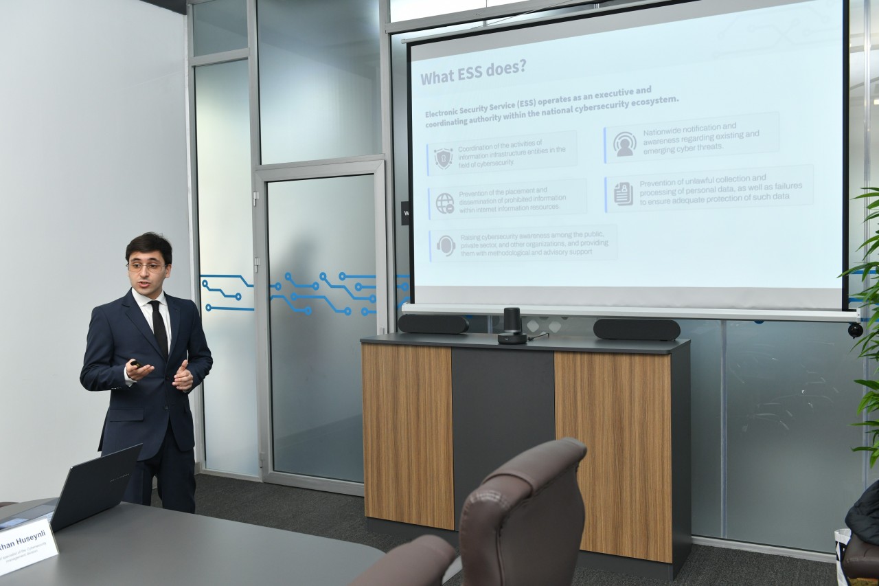 ETX-də Yaponiyanın Milli CERT-nin nümayəndələri ilə görüş keçirilib - FOTOLAR