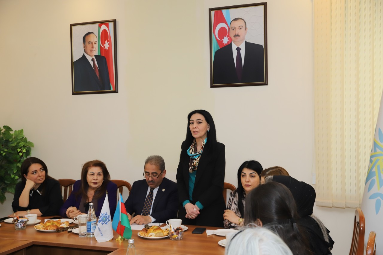 Şəhid ailələrinin xanım üzvləri ilə görüş keçirildi - FOTOLAR