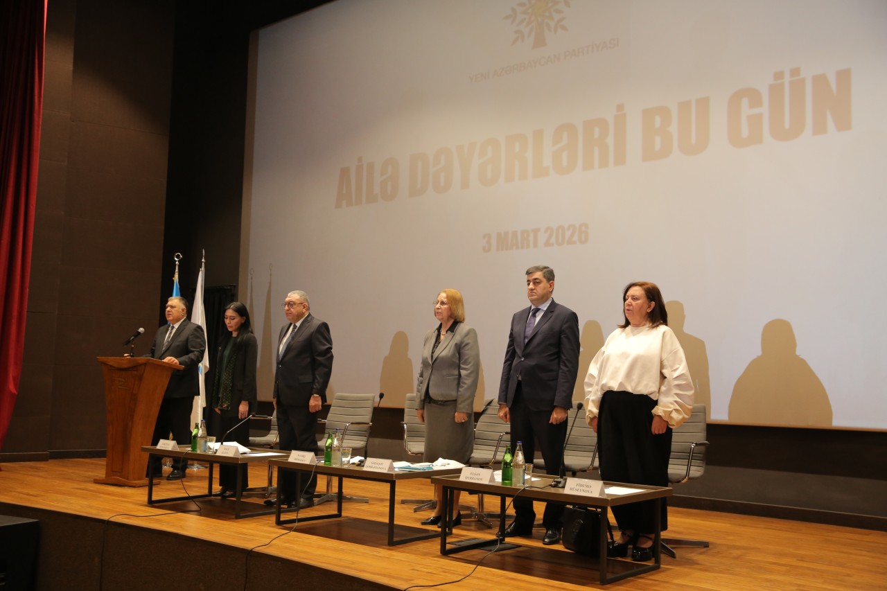 YAP Xəzər rayon təşkilatı “Ailə dəyərləri bu gün” mövzusunda tədbir keçirdi - FOTOLAR