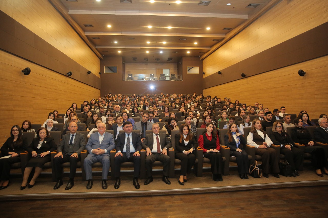 YAP Xəzər rayon təşkilatı “Ailə dəyərləri bu gün” mövzusunda tədbir keçirdi - FOTOLAR