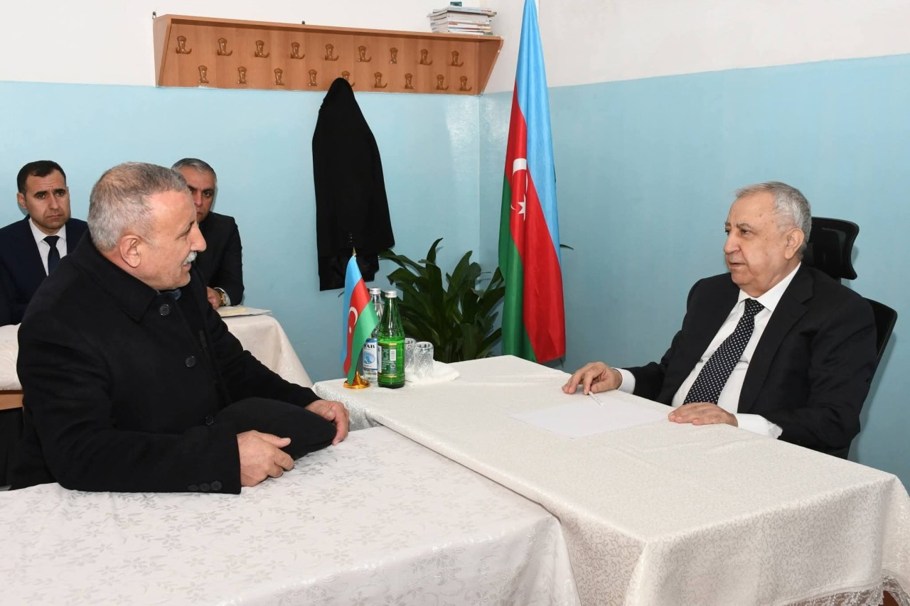 Malik İsaqov Sumqayıtda növbəti səyyar qəbul keçirdi - FOTOLAR
