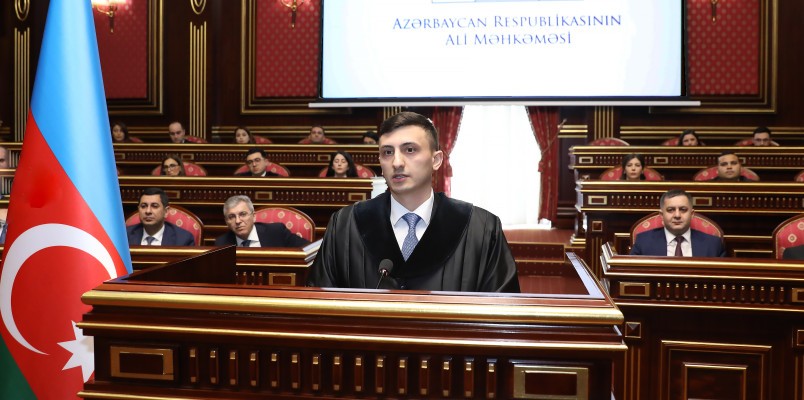 Yeni təyin olunmuş hakimlər Ali Məhkəmədə and içiblər - FOTOLAR