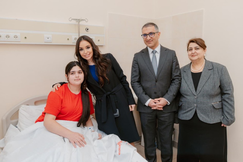 Leyla Əliyeva Nərimanov Uşaq Klinik Xəstəxanasında - FOTOLAR