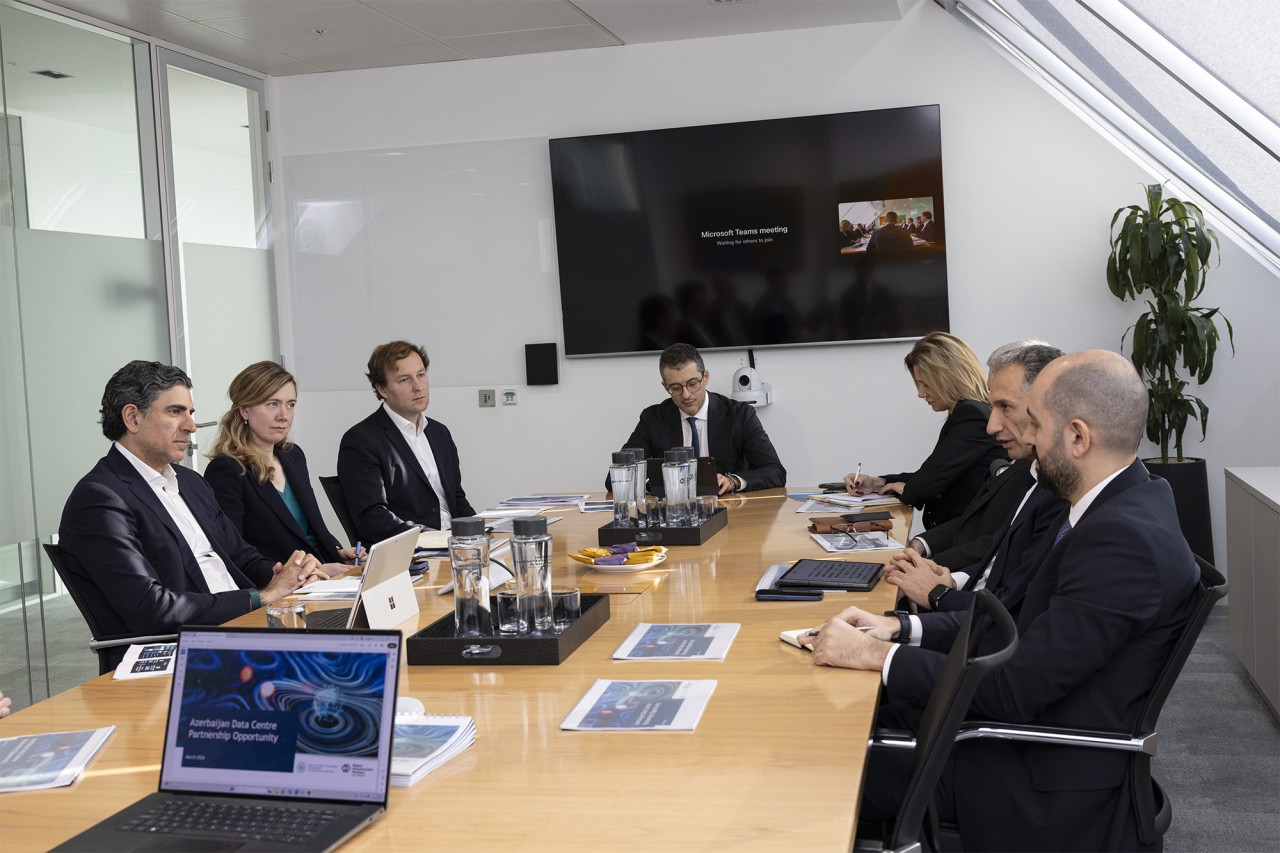 Nazir Londonda Çarlz Hatami ilə görüşdü - FOTOLAR