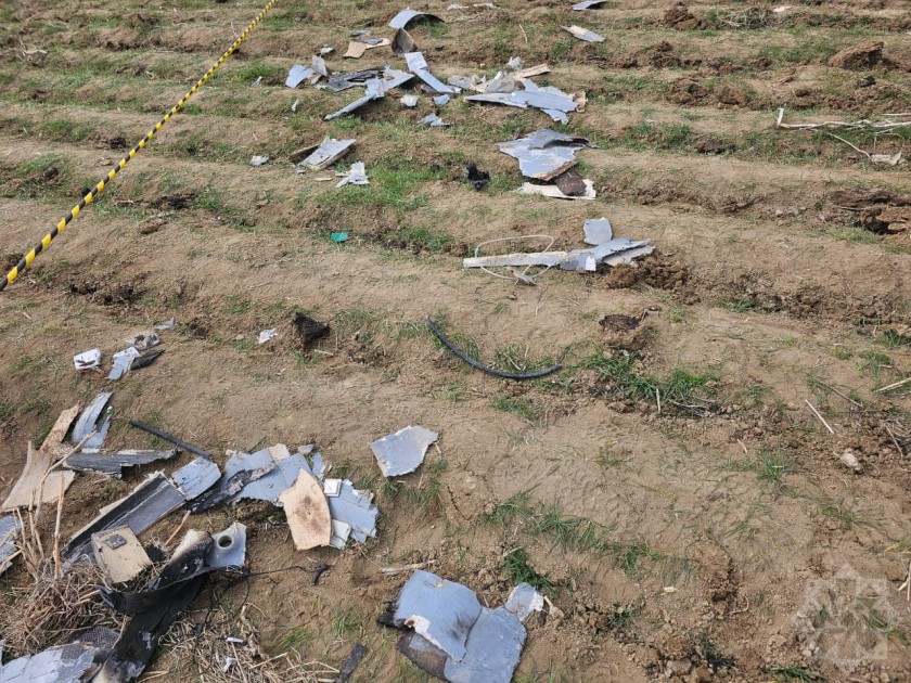 Naxçıvanda məktəb yaxınlığına düşən dronun qalıqları - FOTOLAR+VİDEO