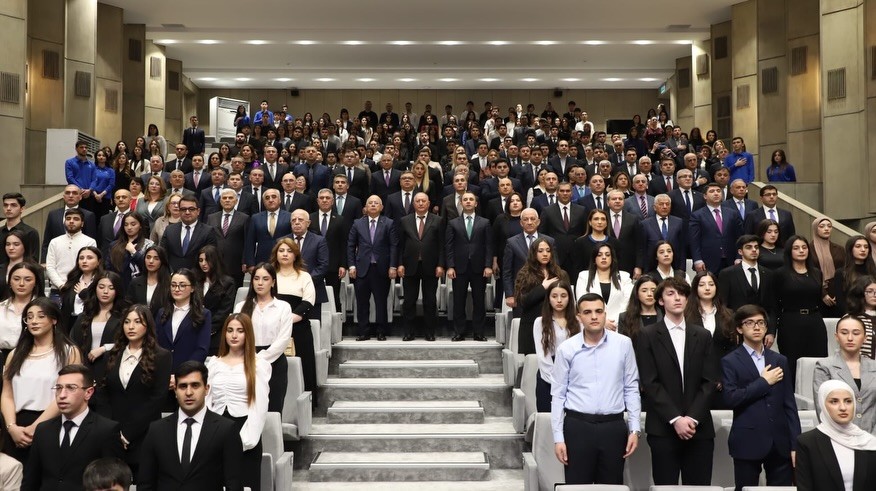 AƏSMA-nın 22 fəal tələbəsinə “Həmkarlar ittifaqı təqaüdü” təqdim edildi - FOTOLAR