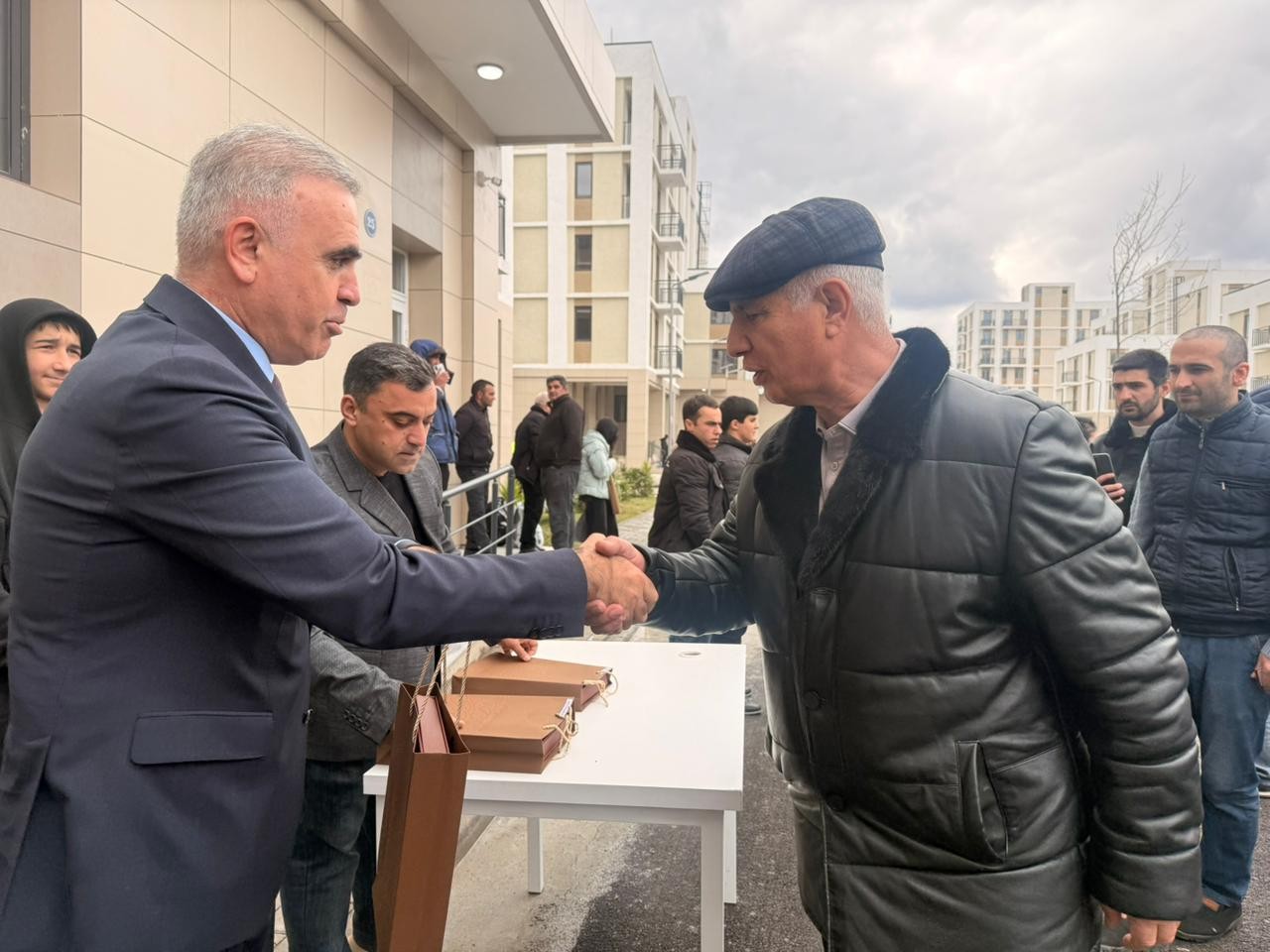 Köç karvanı Ağdam şəhərinə çatıb - FOTOLAR (YENİLƏNİB)