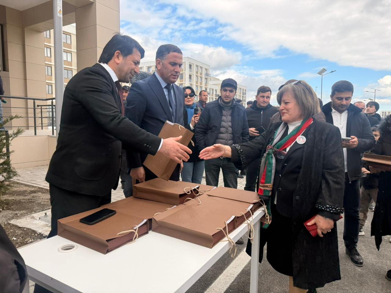 Köç karvanı Ağdam şəhərinə çatıb - FOTOLAR (YENİLƏNİB)