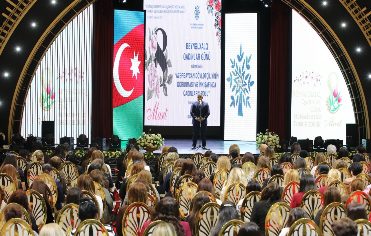 Nizami rayonunda Beynəlxalq Qadınlar Günü münasibətilə tədbir keçirilib - FOTOLAR