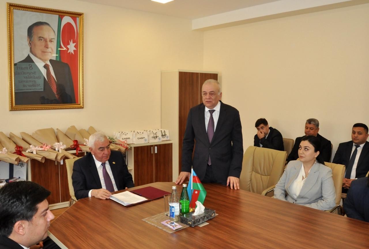 Qadınlar ölkəmizin ictimai-siyasi həyatında fəal iştirak edirlər - FOTOLAR