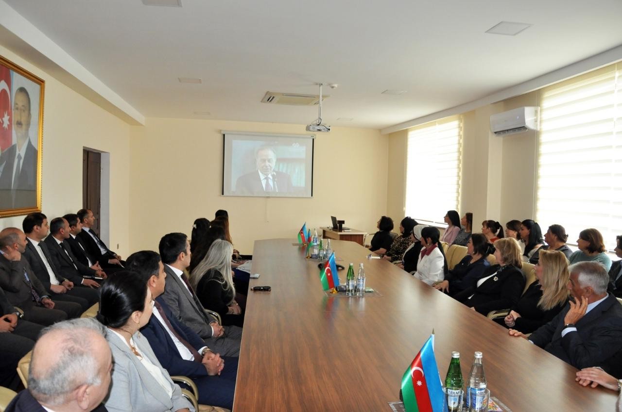 Qadınlar ölkəmizin ictimai-siyasi həyatında fəal iştirak edirlər - FOTOLAR