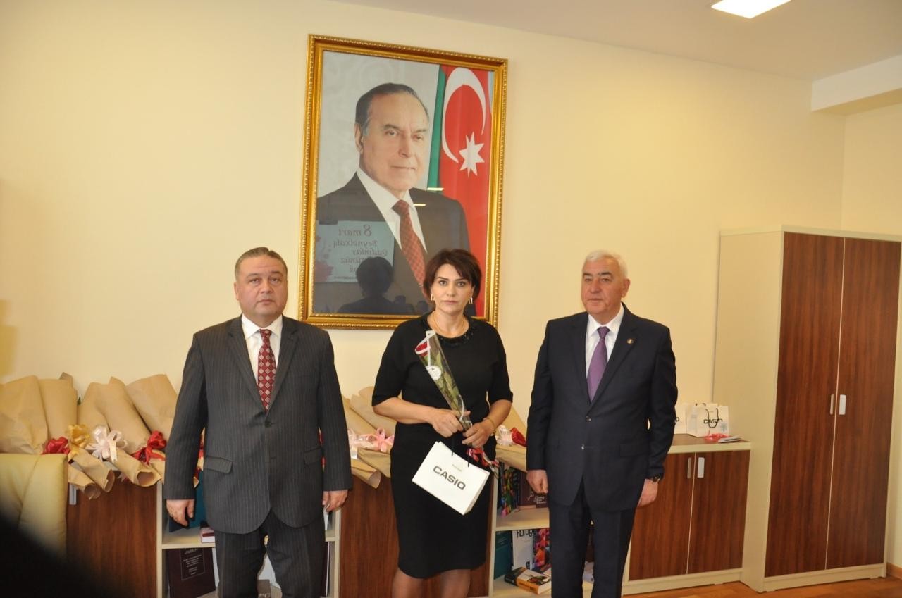 Qadınlar ölkəmizin ictimai-siyasi həyatında fəal iştirak edirlər - FOTOLAR