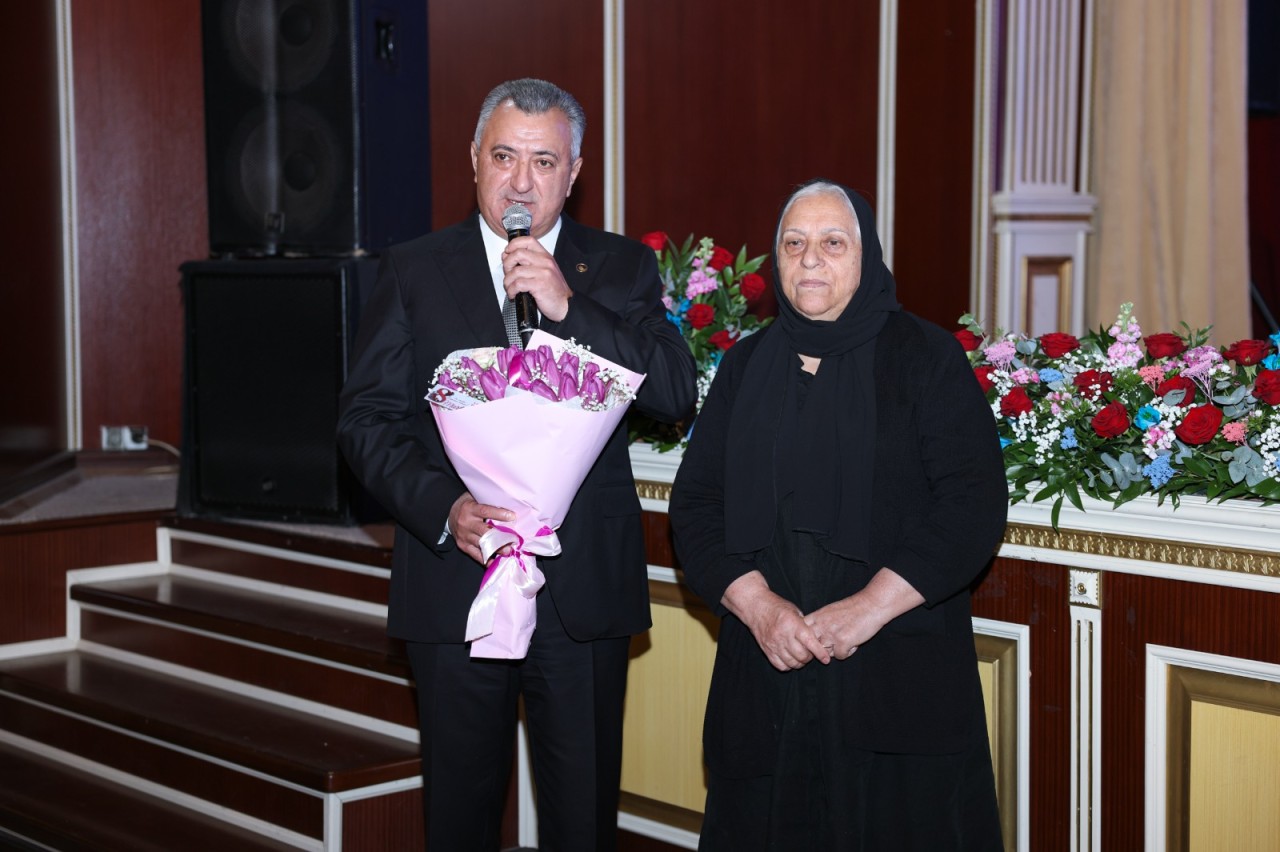 Abşeronda 8 Mart şəhid ailələrinin xanım üzvləri ilə birgə qeyd edildi - FOTOLAR