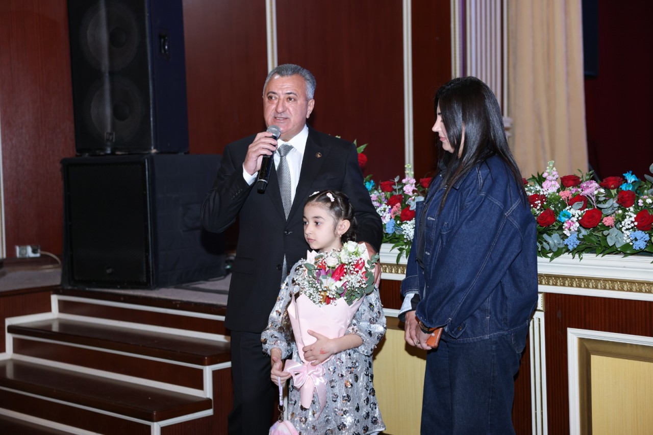 Abşeronda 8 Mart şəhid ailələrinin xanım üzvləri ilə birgə qeyd edildi - FOTOLAR