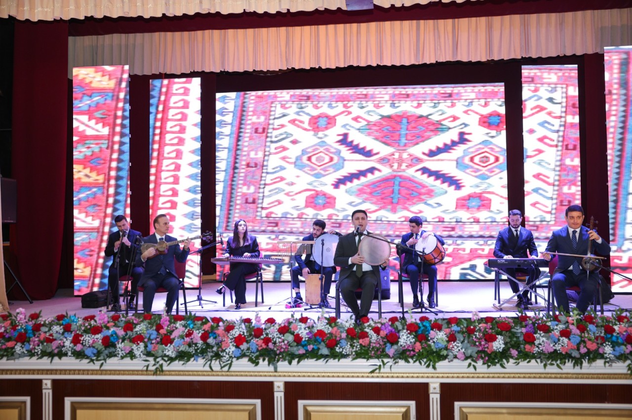 Abşeronda 8 Mart şəhid ailələrinin xanım üzvləri ilə birgə qeyd edildi - FOTOLAR