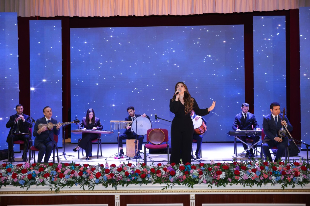 Abşeronda 8 Mart şəhid ailələrinin xanım üzvləri ilə birgə qeyd edildi - FOTOLAR