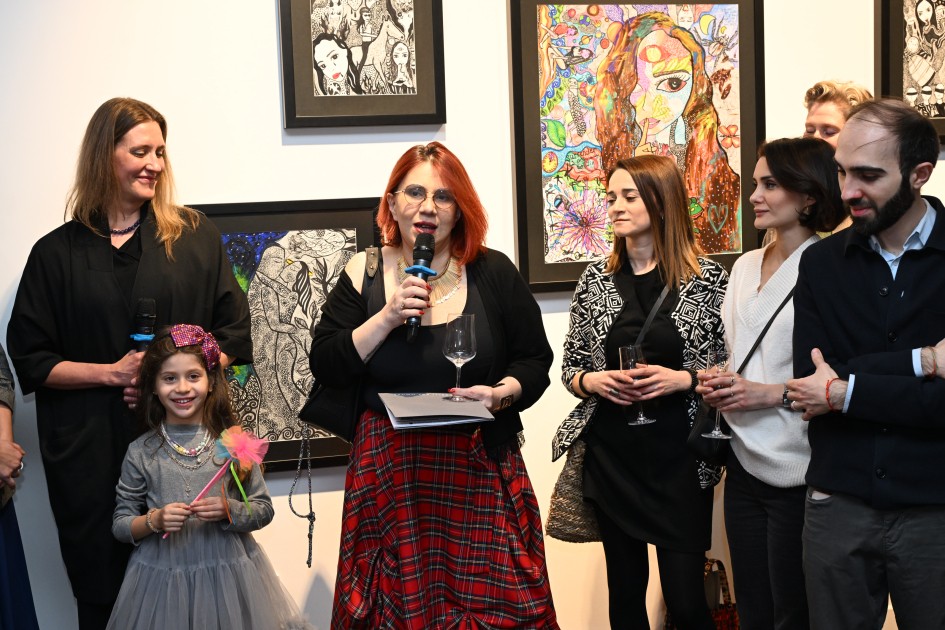 Leyla Əliyeva "Mənzərəyə açılan ev" sərgisində - FOTOLAR