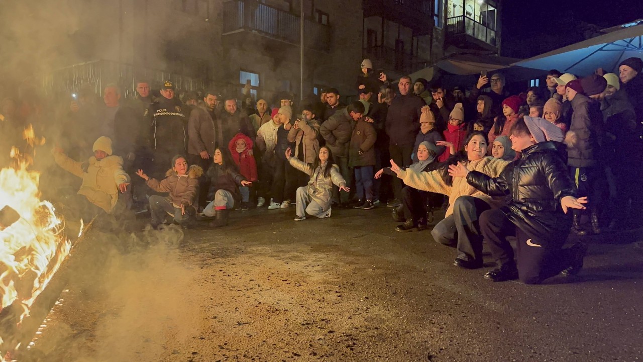 Qəlblərdə istilik, üzlərdə təbəssüm - Şuşa bayram edir (FOTOLAR)