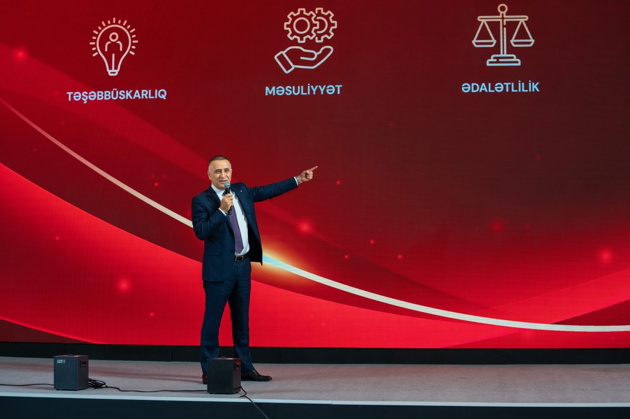 Veysəloğlu ənənəvi “İllik Dəyərləndirmə və Gələcəyə Baxış” tədbiri keçirib - FOTOLAR