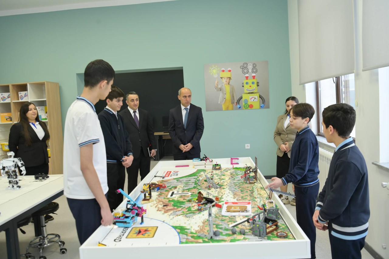 Nazir Emin Əmrullayev Şuşada tədris prosesini izlədi - FOTOLAR