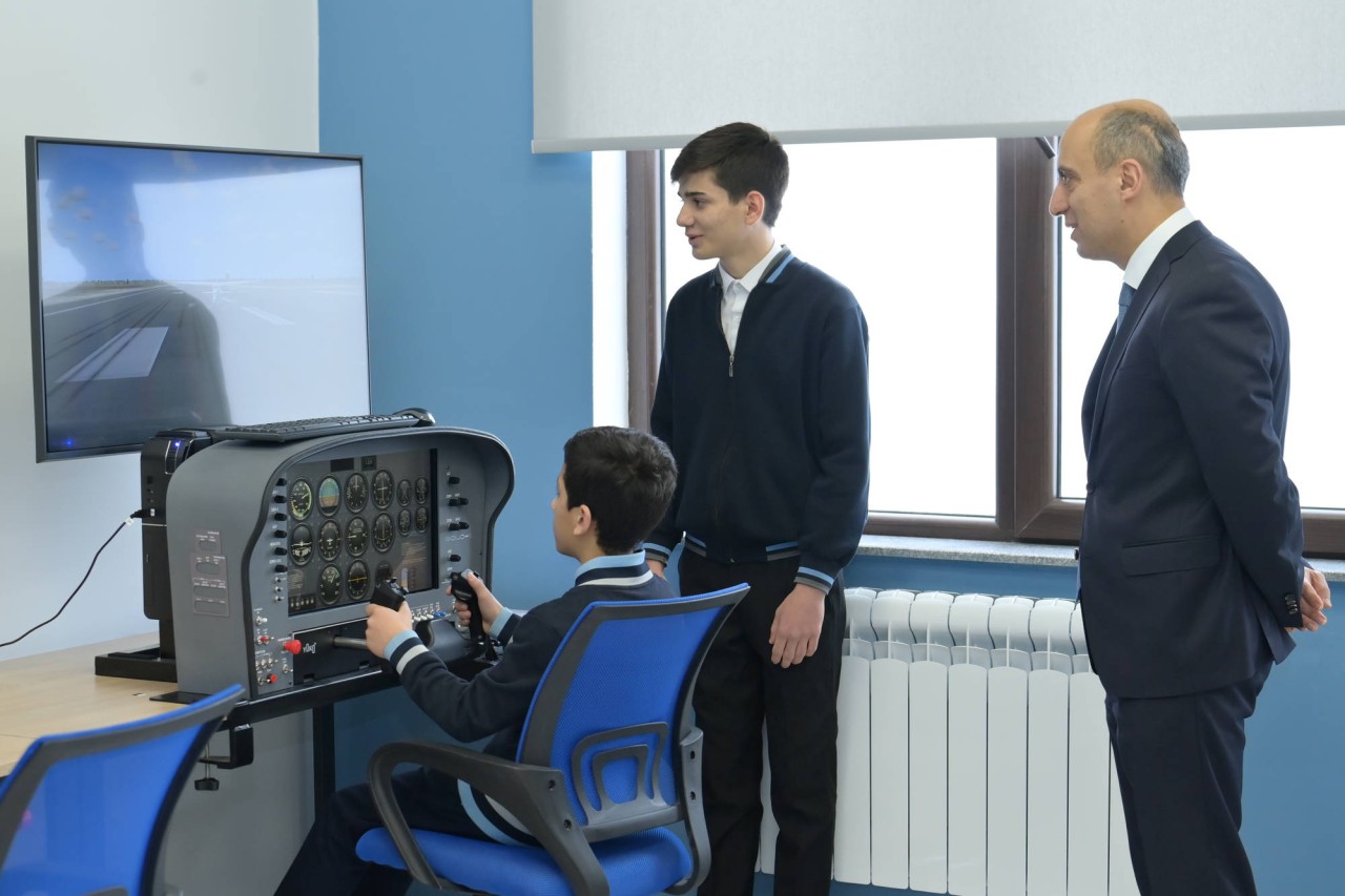 Nazir Emin Əmrullayev Şuşada tədris prosesini izlədi - FOTOLAR