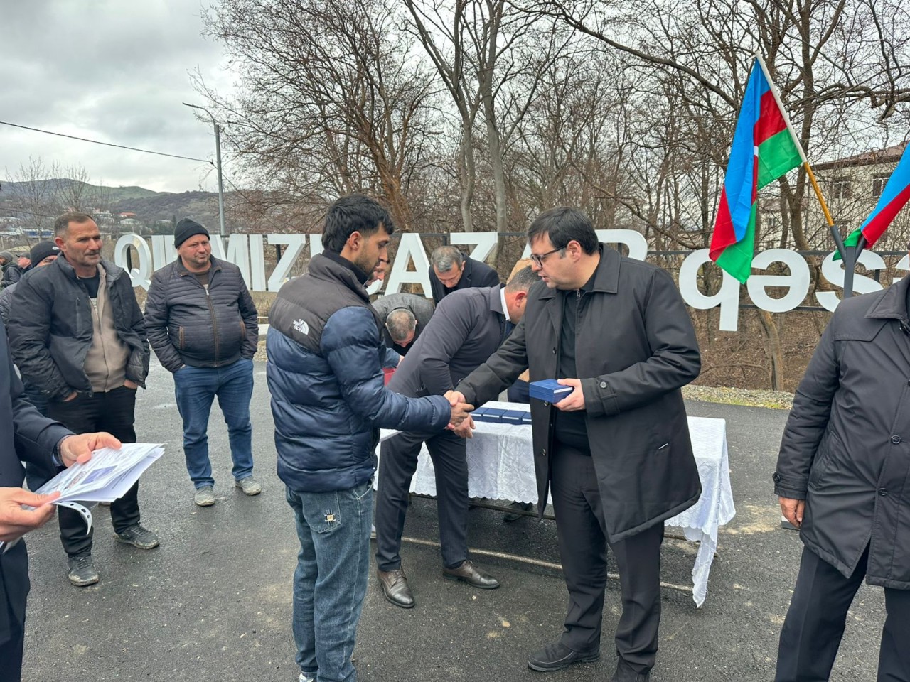 Növbəti köç karvanı Qırmızı Bazar qəsəbəsinə çatdı - FOTOLAR (YENİLƏNİB)