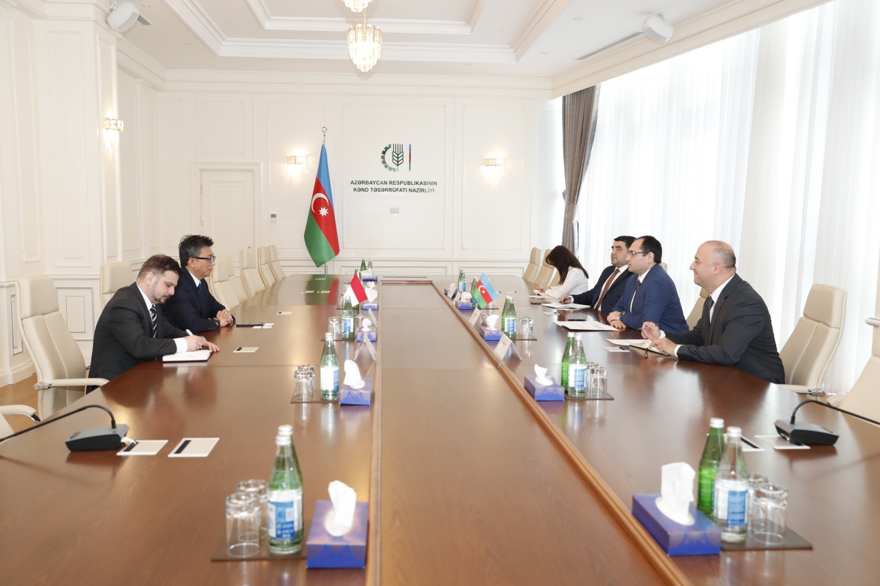 Nazir Məcnun Məmmədov Berlian Helmini ilə görüşdü - FOTOLAR