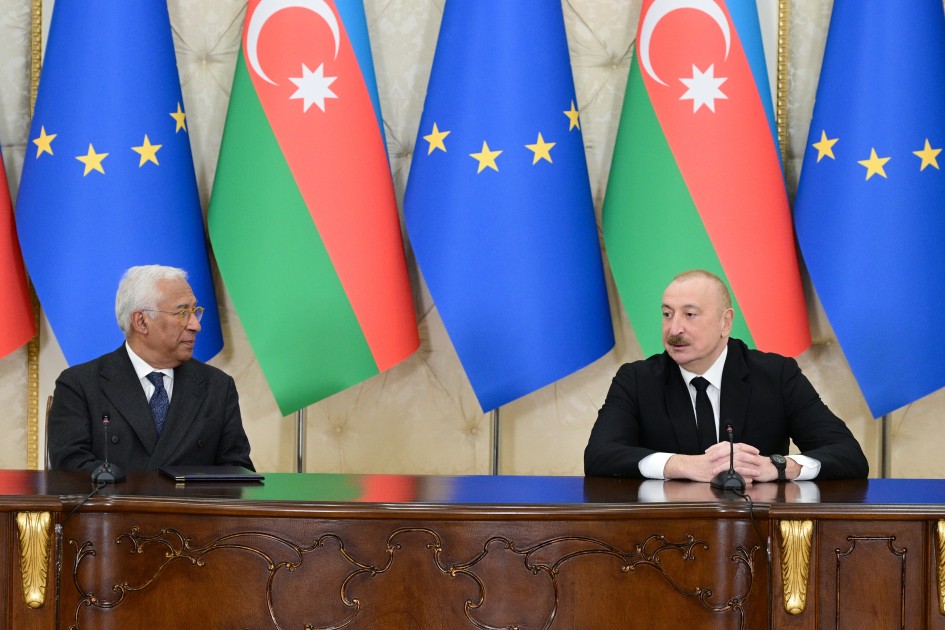 İlham Əliyev Koşta ilə mətbuata bəyanatlarla çıxış etdilər - FOTOLAR (YENİLƏNİB)